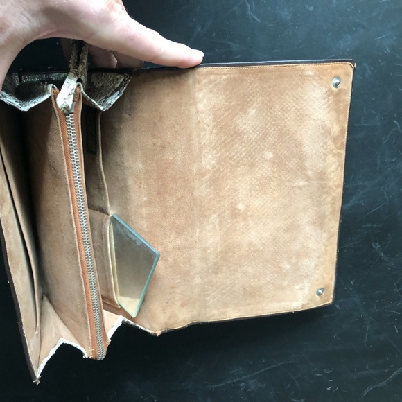 Vintage Snake Skin Clutch Purse - Picture 4 of 16